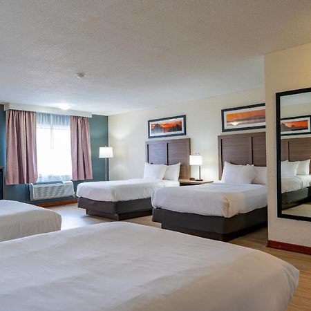 Quality Inn Milan-Sandusky Екстер'єр фото