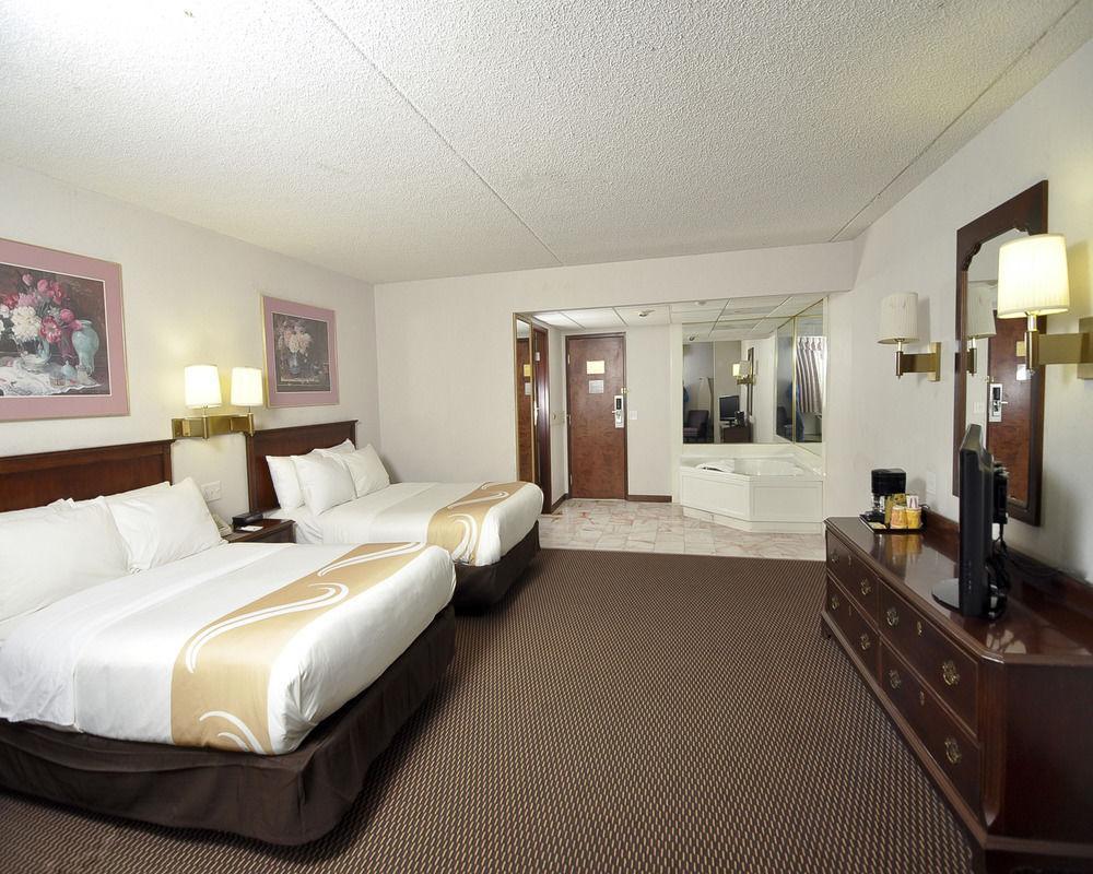 Quality Inn Milan-Sandusky Екстер'єр фото