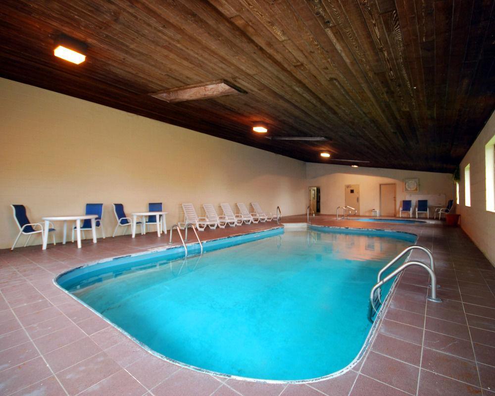 Quality Inn Milan-Sandusky Екстер'єр фото
