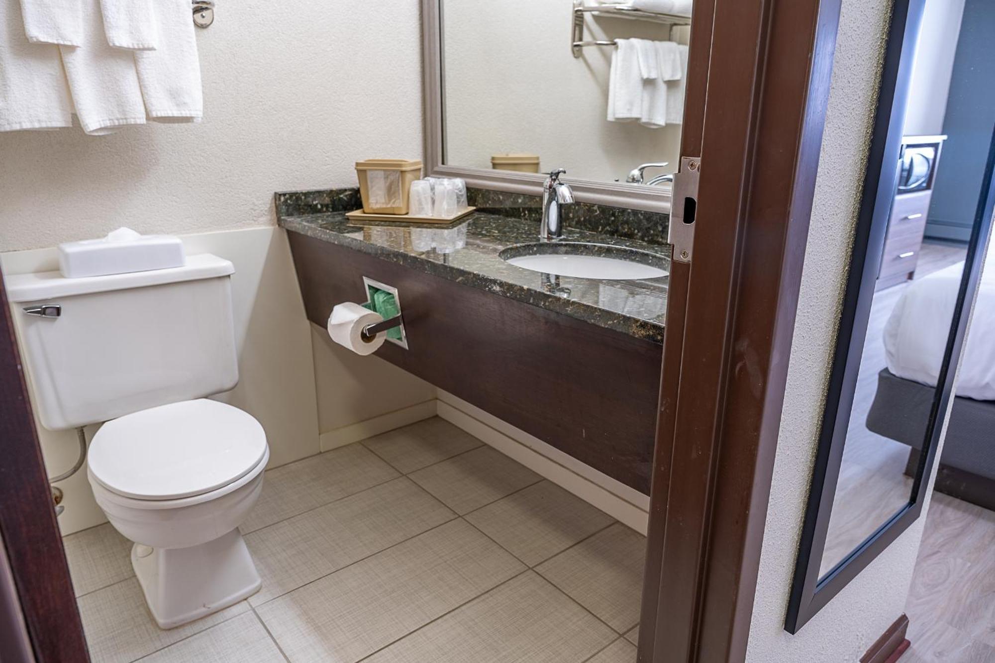 Quality Inn Milan-Sandusky Екстер'єр фото