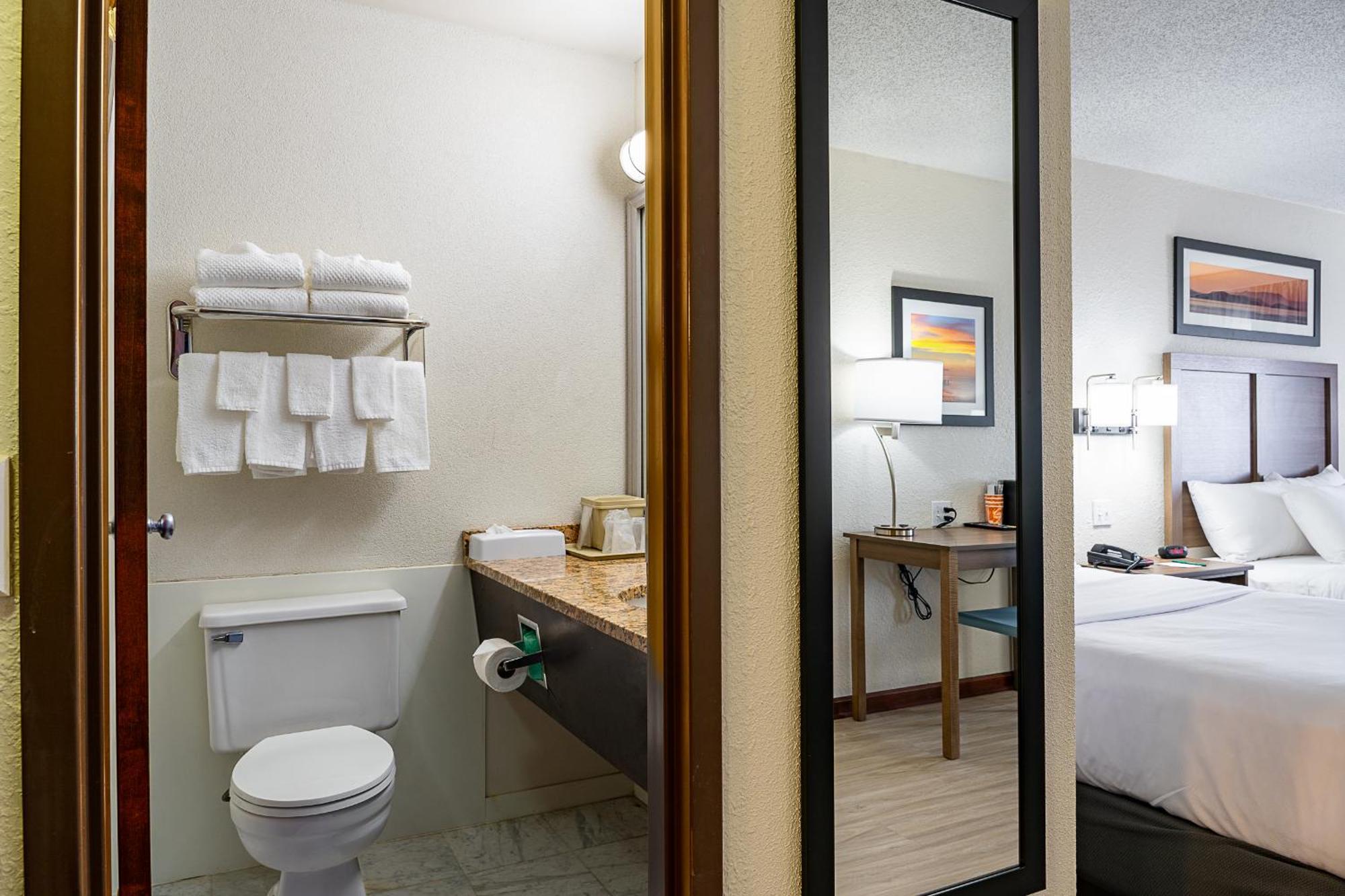 Quality Inn Milan-Sandusky Екстер'єр фото