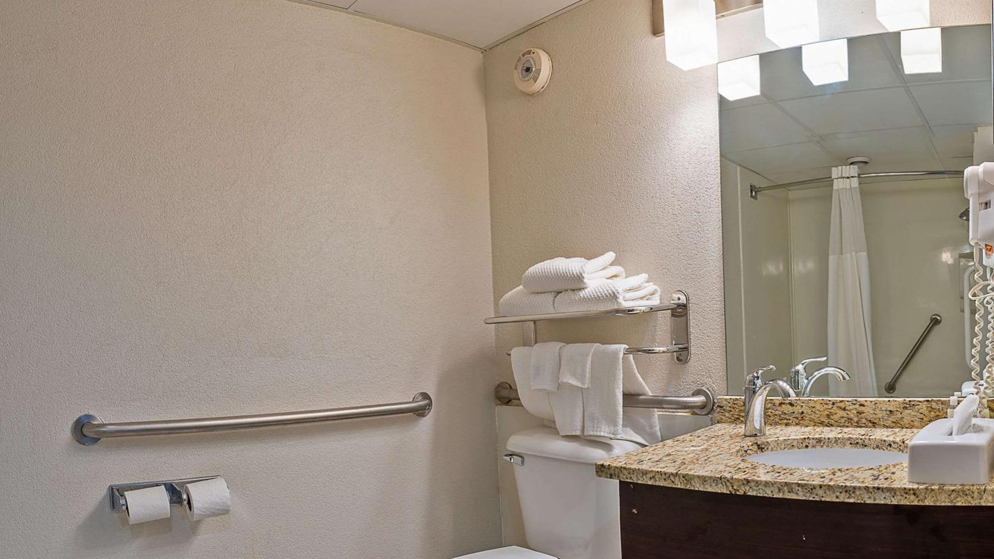 Quality Inn Milan-Sandusky Екстер'єр фото