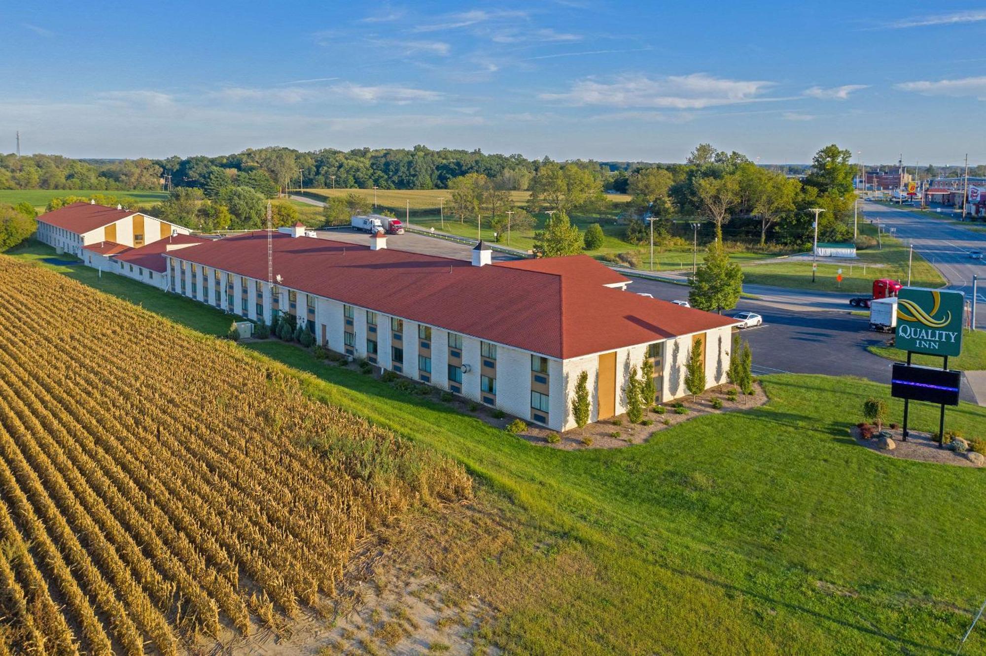 Quality Inn Milan-Sandusky Екстер'єр фото
